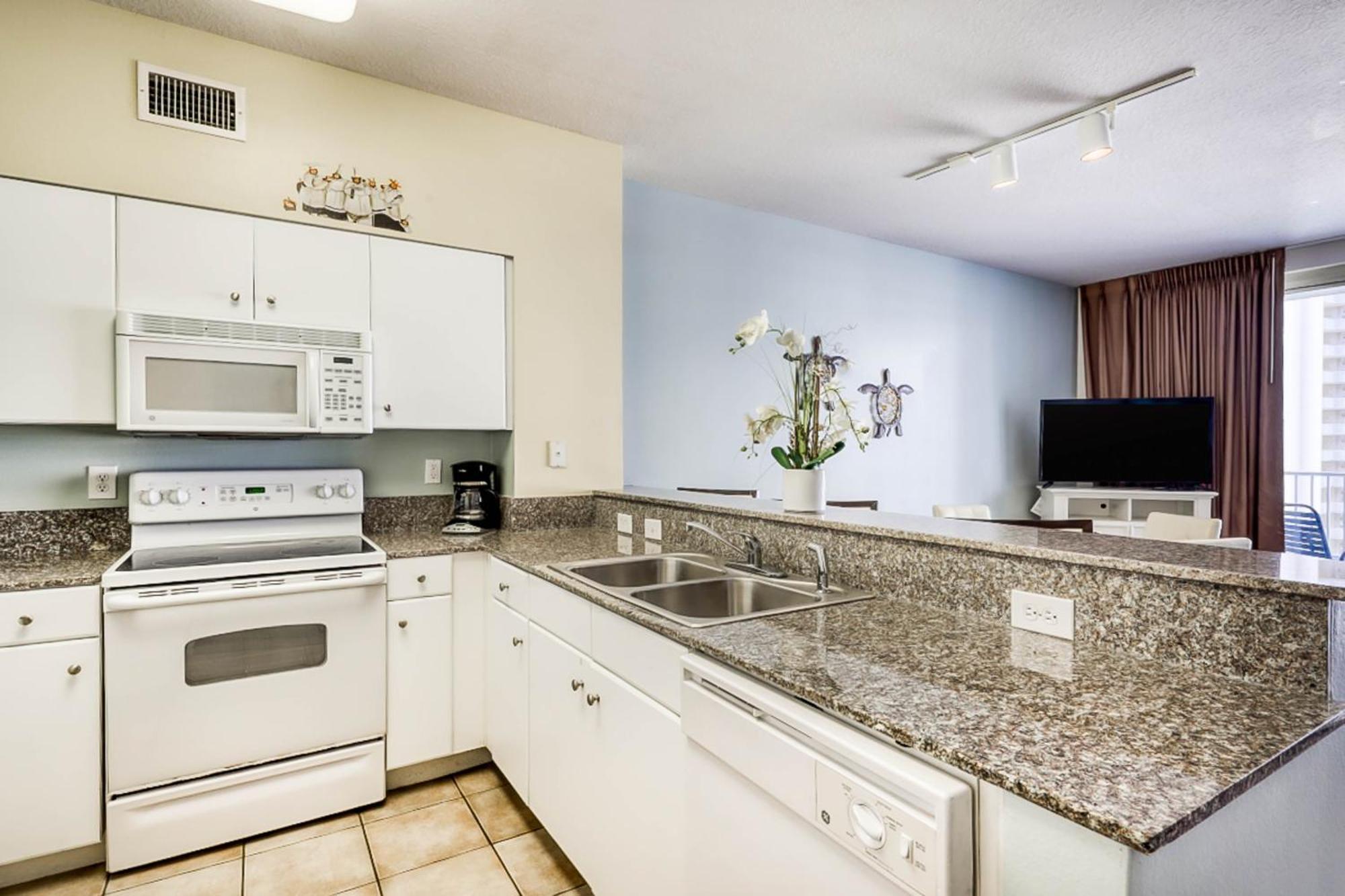 Shores Of Panama Resort By Vacasa Panama City Beach Room photo